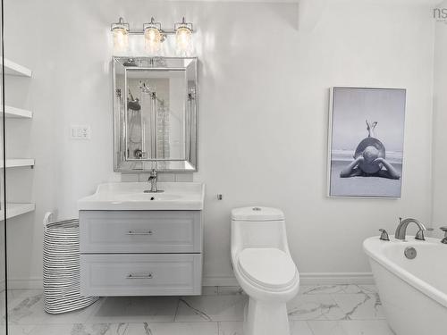 72 Fleetview Drive, Halifax, NS - Indoor Photo Showing Bathroom