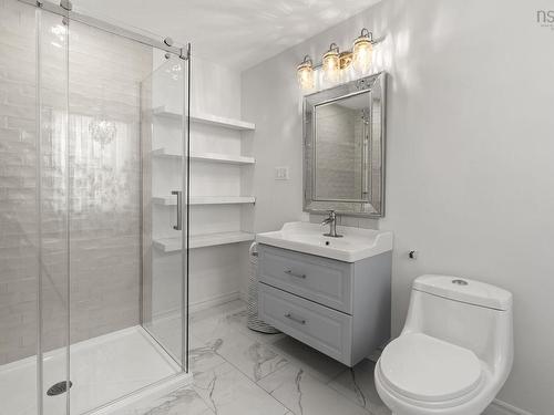 72 Fleetview Drive, Halifax, NS - Indoor Photo Showing Bathroom