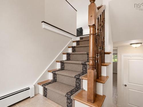 72 Fleetview Drive, Halifax, NS - Indoor Photo Showing Other Room