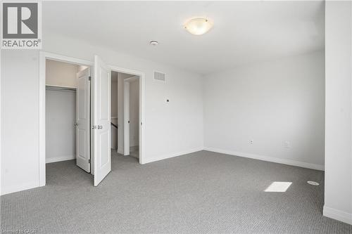 155 Equestrian Way Unit# 33, Cambridge, ON - Indoor Photo Showing Other Room