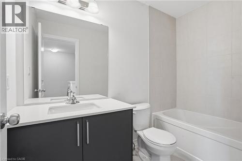155 Equestrian Way Unit# 33, Cambridge, ON - Indoor Photo Showing Bathroom