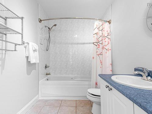 48 Gorsebud Close, Halifax, NS - Indoor Photo Showing Bathroom