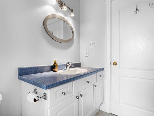 48 Gorsebud Close, Halifax, NS - Indoor Photo Showing Bathroom
