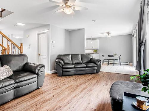 48 Gorsebud Close, Halifax, NS - Indoor Photo Showing Living Room