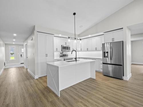 29 Samantha Lane, Cornwall, PE - Indoor Photo Showing Kitchen With Stainless Steel Kitchen With Upgraded Kitchen