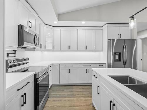 29 Samantha Lane, Cornwall, PE - Indoor Photo Showing Kitchen With Stainless Steel Kitchen With Double Sink With Upgraded Kitchen