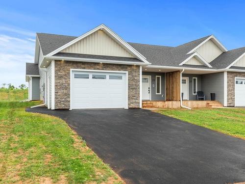 29 Samantha Lane, Cornwall, PE - Outdoor With Facade