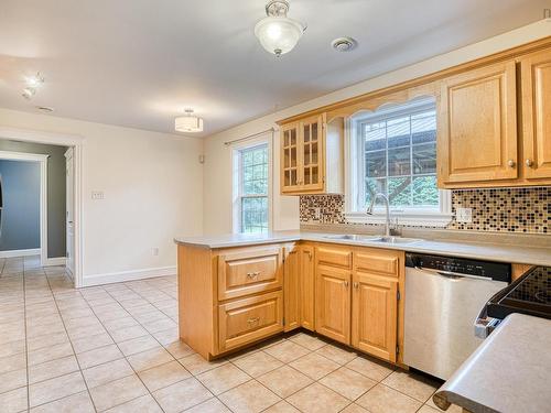 1850 Old Sambro Road, Williamswood, NS - Indoor Photo Showing Kitchen With Double Sink