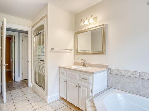 1850 Old Sambro Road, Williamswood, NS - Indoor Photo Showing Bathroom