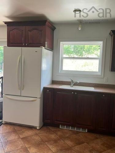 21 Withrow Drive, Belnan, NS - Indoor Photo Showing Kitchen