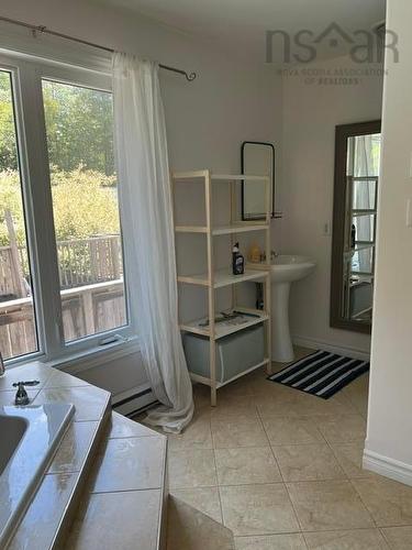 21 Withrow Drive, Belnan, NS - Indoor