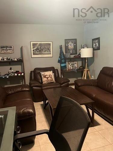 21 Withrow Drive, Belnan, NS - Indoor Photo Showing Living Room