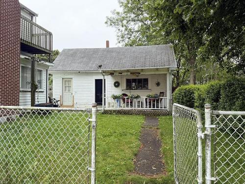 55 Forest Street, Yarmouth, NS - Outdoor