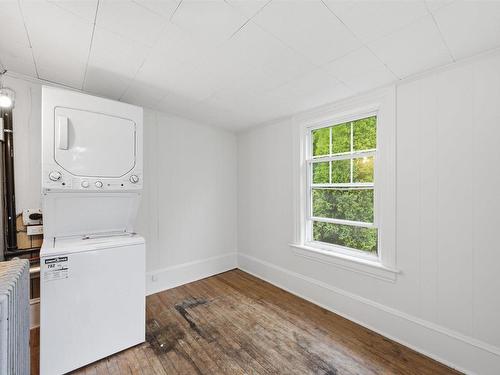 1747 Vernon Street, Halifax, NS - Indoor Photo Showing Laundry Room