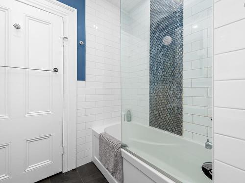 1314 & 1316 Dresden Row, Halifax, NS - Indoor Photo Showing Bathroom