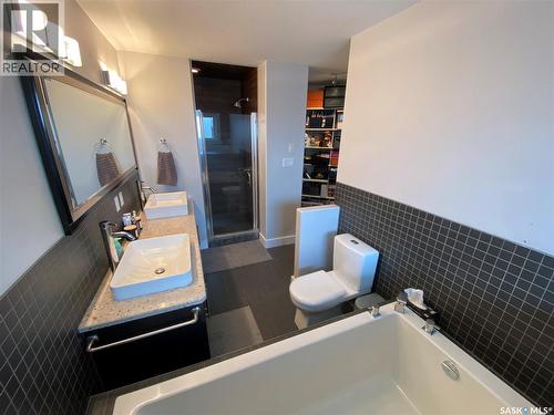 1 Partridge Court, Yorkton, SK - Indoor Photo Showing Bathroom