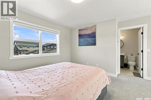 332 Mcfaull Crescent, Saskatoon, SK - Indoor Photo Showing Bedroom
