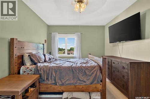 307 1145 Main Street, Melfort, SK - Indoor Photo Showing Bedroom
