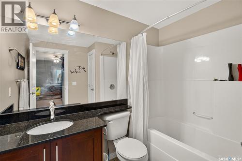 307 1145 Main Street, Melfort, SK - Indoor Photo Showing Bathroom