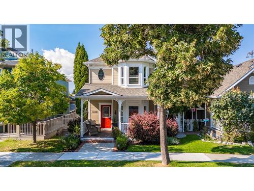 430 Mccarren Avenue, Kelowna, BC - Outdoor With Facade