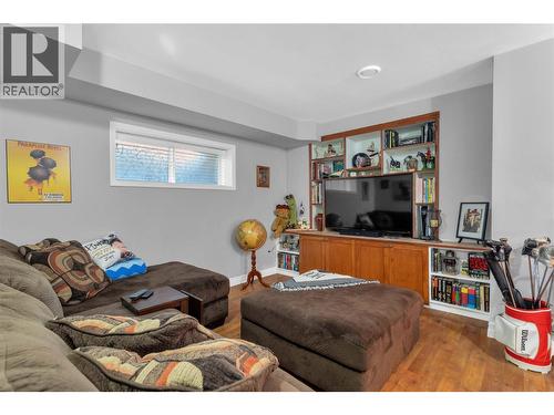 Family/flex room on the lower level. - 430 Mccarren Avenue, Kelowna, BC - Indoor