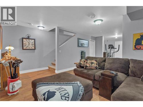 Family/flex room on the lower floor. - 430 Mccarren Avenue, Kelowna, BC - Indoor Photo Showing Living Room