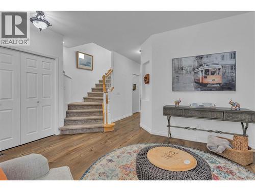 Sitting room just inside the front door. - 430 Mccarren Avenue, Kelowna, BC - Indoor