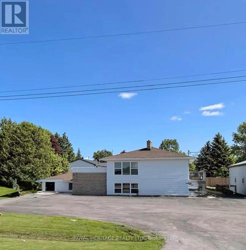 20 Pigeon Lake Road, Kawartha Lakes (Lindsay), ON 