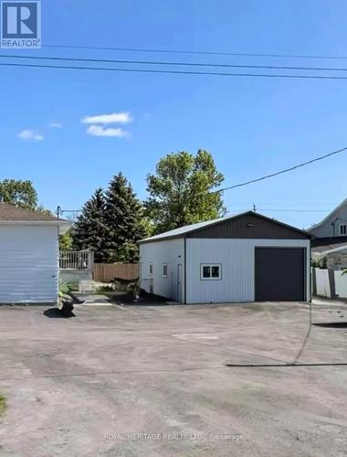 20 Pigeon Lake Road, Kawartha Lakes (Lindsay), ON 