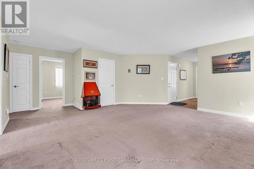 3191 Singleton Avenue, London South (South W), ON - Indoor Photo Showing Other Room
