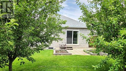 3191 Singleton Avenue, London South (South W), ON - Outdoor