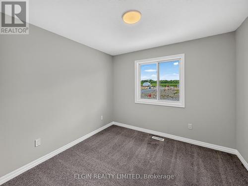 38 Finch Street, Tillsonburg, ON - Indoor Photo Showing Other Room