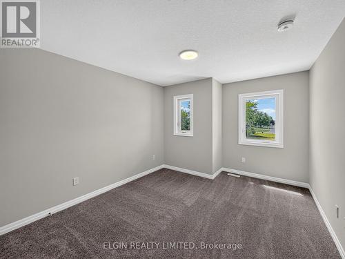 38 Finch Street, Tillsonburg, ON - Indoor Photo Showing Other Room