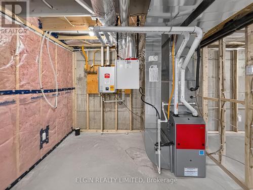 38 Finch Street, Tillsonburg, ON - Indoor Photo Showing Basement