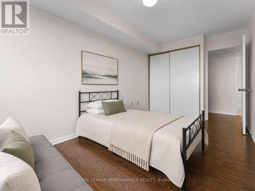 1002 - 757 Victoria Pk Avenue, Toronto (Oakridge), ON - Indoor Photo Showing Bedroom