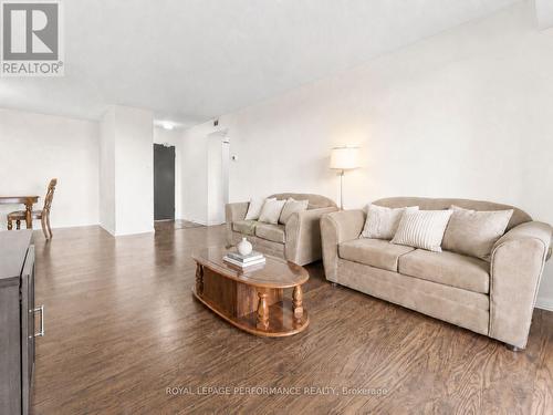 1002 - 757 Victoria Pk Avenue, Toronto (Oakridge), ON - Indoor Photo Showing Living Room