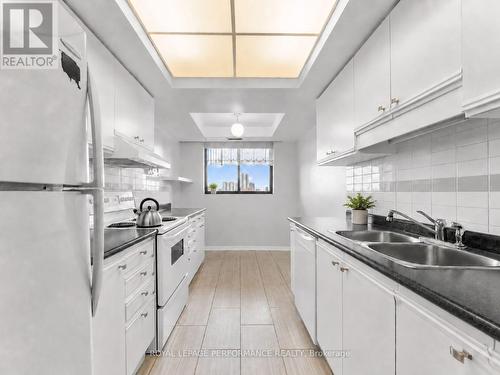 1002 - 757 Victoria Pk Avenue, Toronto (Oakridge), ON - Indoor Photo Showing Kitchen With Double Sink