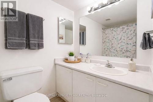 1004 - 40 Arthur Street E, Ottawa, ON - Indoor Photo Showing Bathroom