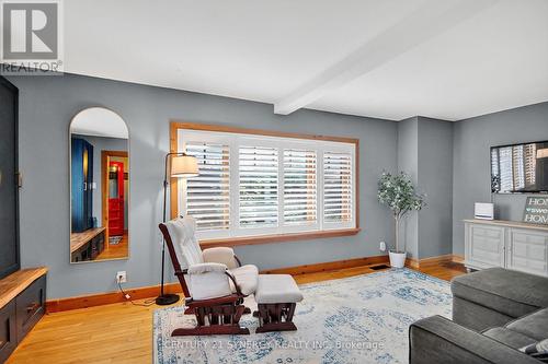 103 Queen Charlotte Street, Ottawa, ON - Indoor Photo Showing Living Room