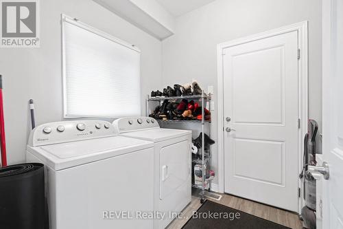 29 Bergenstein Crescent, Pelham (Fonthill), ON - Indoor Photo Showing Laundry Room
