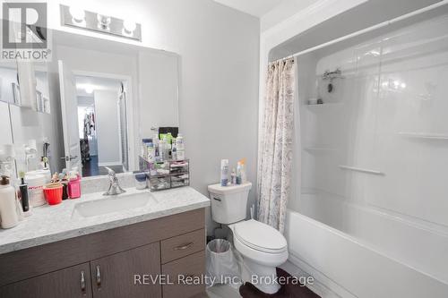 29 Bergenstein Crescent, Pelham (Fonthill), ON - Indoor Photo Showing Bathroom