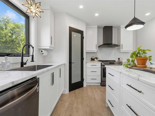 511 Midnight Run, Middle Sackville, NS - Indoor Photo Showing Kitchen With Upgraded Kitchen