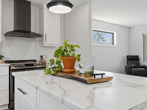 511 Midnight Run, Middle Sackville, NS - Indoor Photo Showing Kitchen