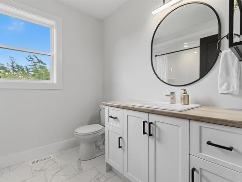 511 Midnight Run, Middle Sackville, NS - Indoor Photo Showing Bathroom