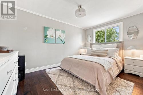 2086 Cavendish Drive, Burlington (Brant Hills), ON - Indoor Photo Showing Bedroom