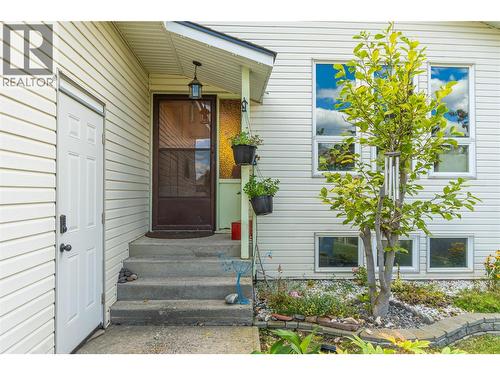 1579 Napier Place, Kamloops, BC - Outdoor With Exterior