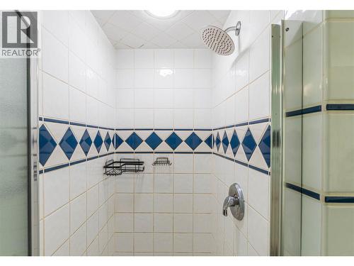 1579 Napier Place, Kamloops, BC - Indoor Photo Showing Bathroom
