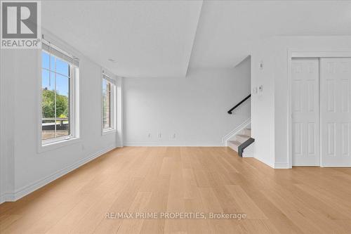B - 279 Titanium Private, Ottawa, ON - Indoor Photo Showing Other Room