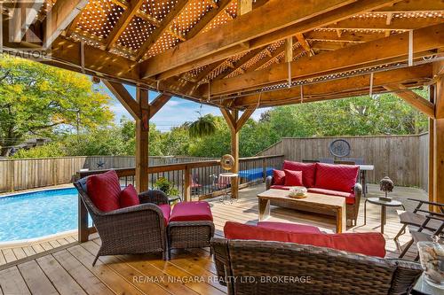 28 Thorncrest Road, Port Colborne (Main Street), ON - Outdoor With Deck Patio Veranda