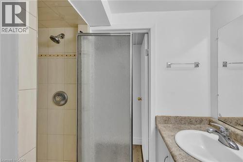 72 Massey Avenue, Kitchener, ON - Indoor Photo Showing Bathroom